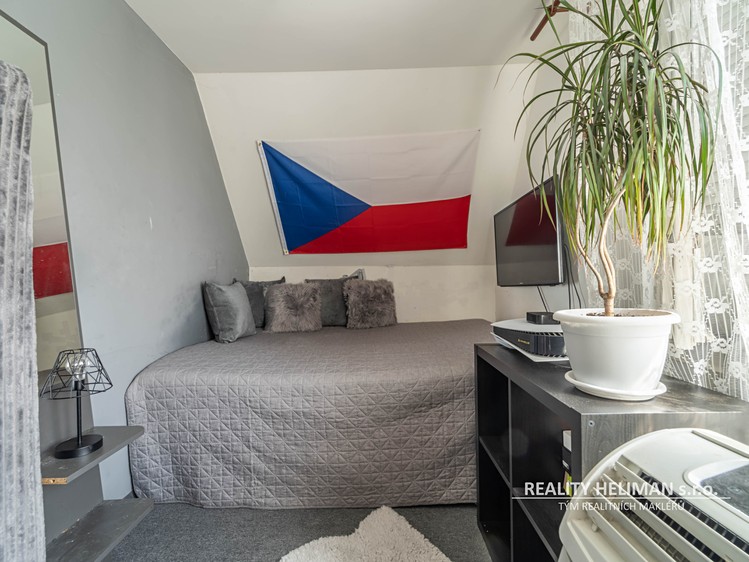 Prodej bytu 3+1 107 m² (Mezonet) - foto 6