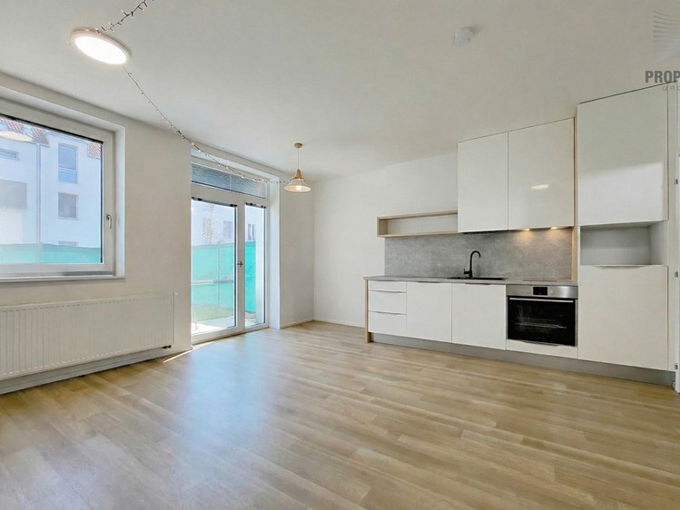 Prodej bytu 1+kk 34 m² - foto 1