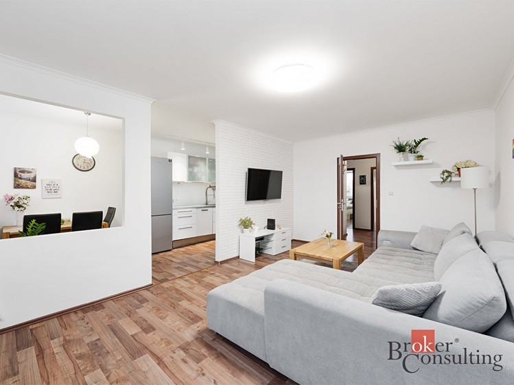 Prodej bytu 3+1 78 m² - foto 2