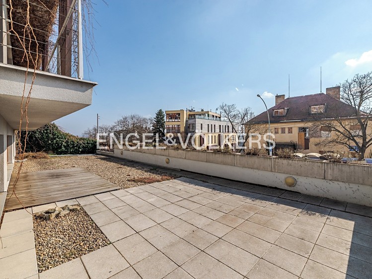 Pronájem bytu 2+kk 50 m² - foto 2