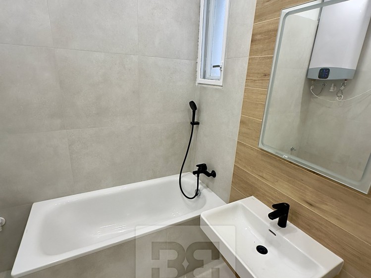 Pronájem bytu 2+kk 51 m² - foto 7