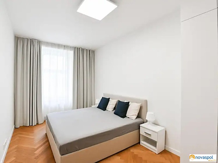Pronájem bytu 3+kk 84 m² - foto 5