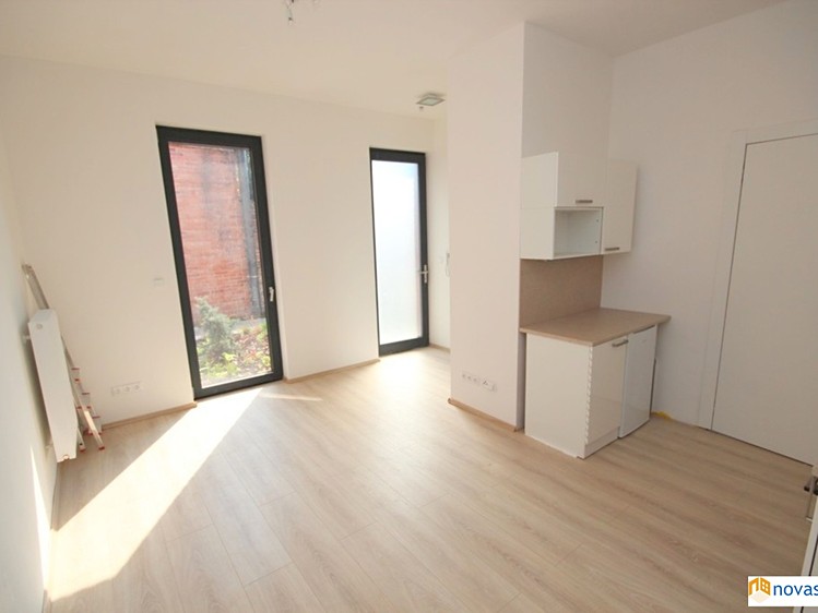 Pronájem bytu 1+kk 24 m² - foto 2