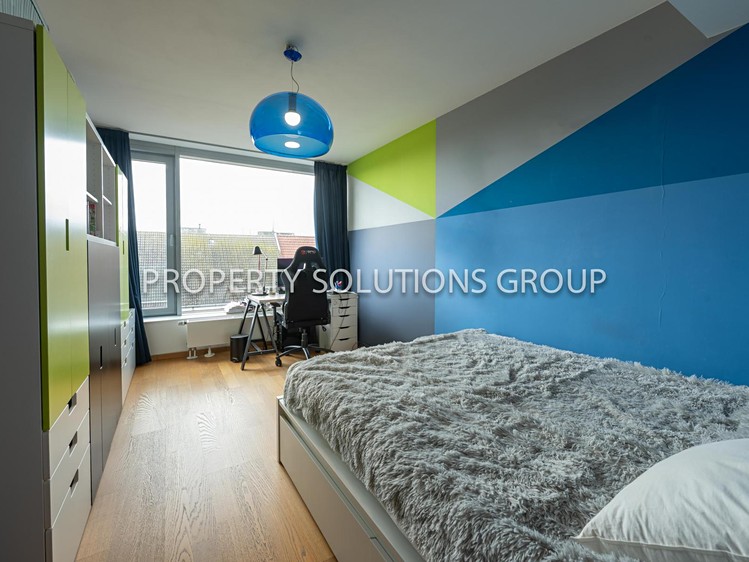 Pronájem bytu 4+kk 196 m² (Podkrovní) - foto 8