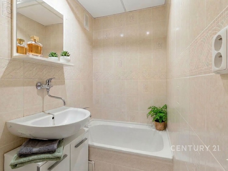 Pronájem bytu 2+kk 45 m² - foto 8