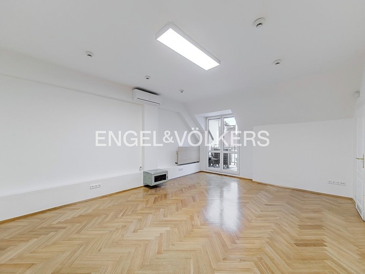 Pronájem bytu 4+kk 120 m² - foto 6