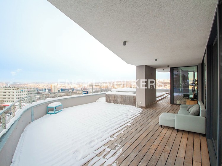 Pronájem bytu 6 pokojů a více 227 m² - foto 7