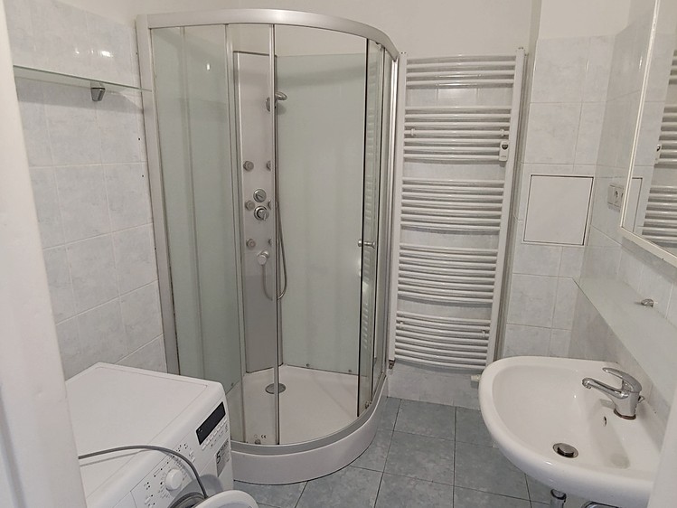 Pronájem bytu 3+kk 80 m² (Jednopodlažní) - foto 4