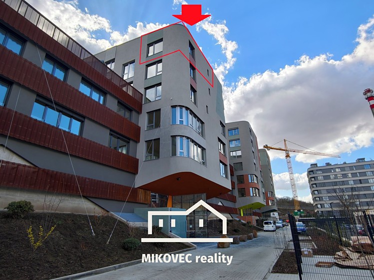 Pronájem bytu 1+kk 39 m² - foto 2