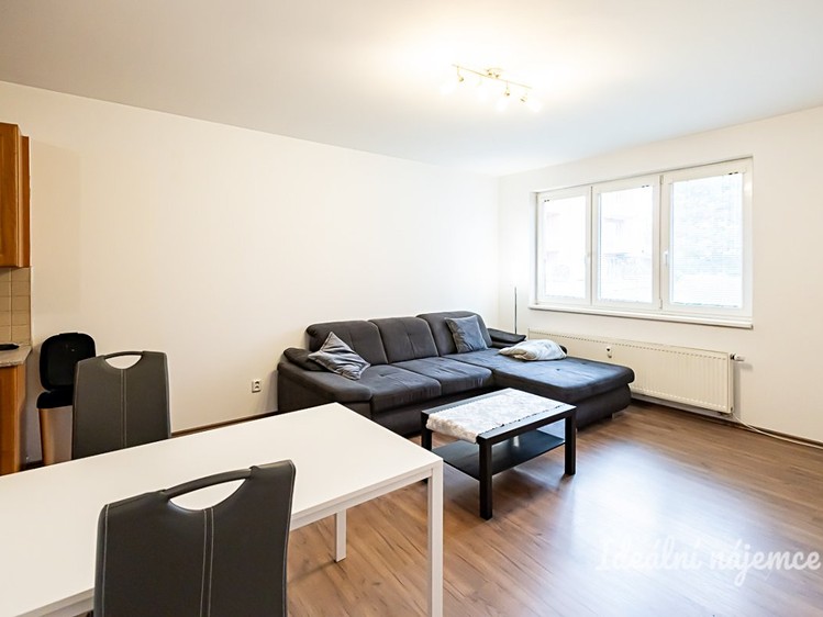 Pronájem bytu 2+kk 53 m² - foto 1