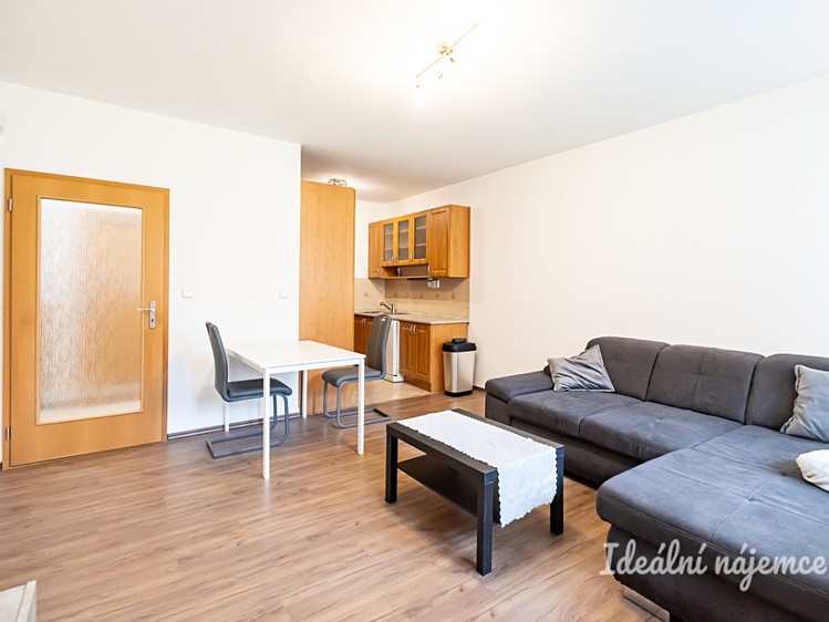 Pronájem bytu 2+kk 53 m² - foto 6