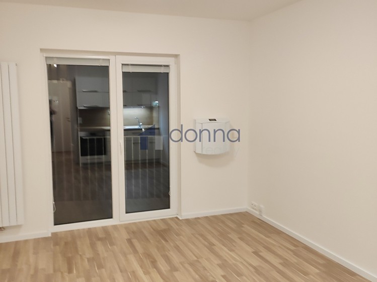 Pronájem bytu 1+kk 26 m² - foto 2