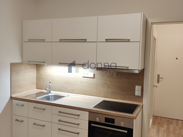 Pronájem bytu 1+kk 26 m² - foto 5