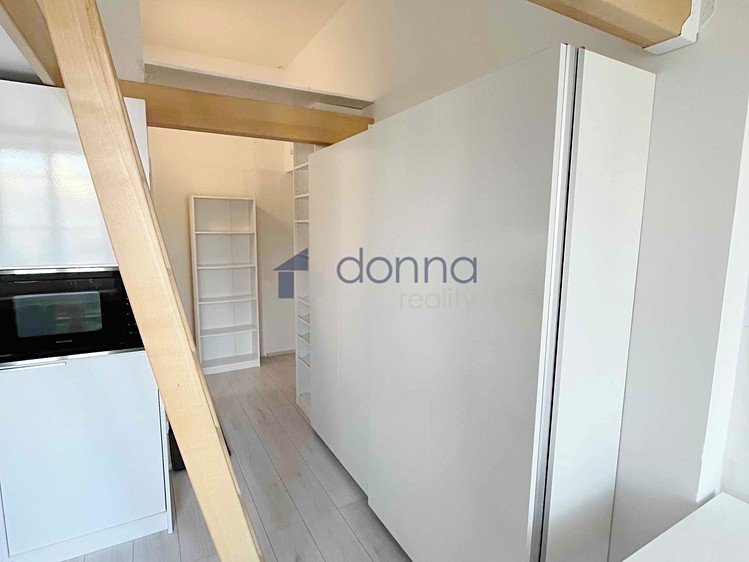 Pronájem bytu 1+kk 20 m² - foto 6