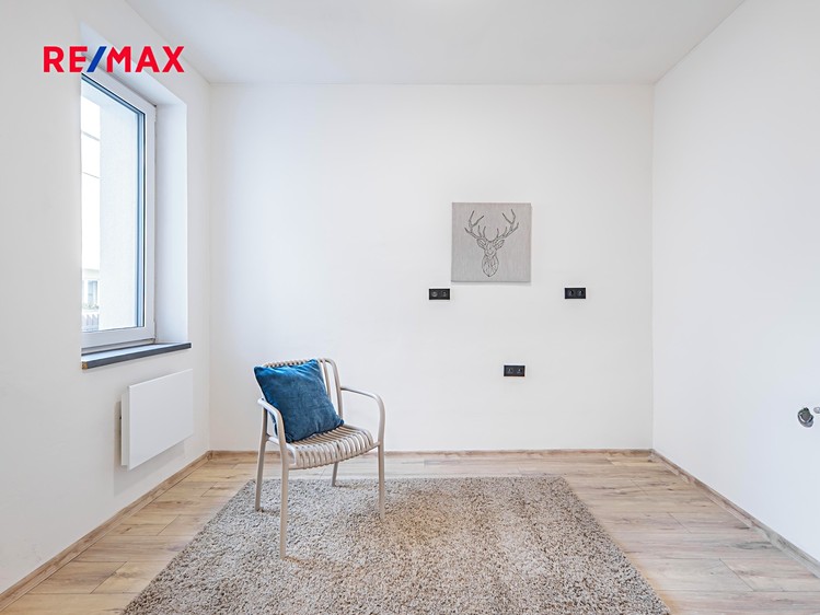 Prodej rodinného domu 80 m², pozemek 154 m² - foto 5