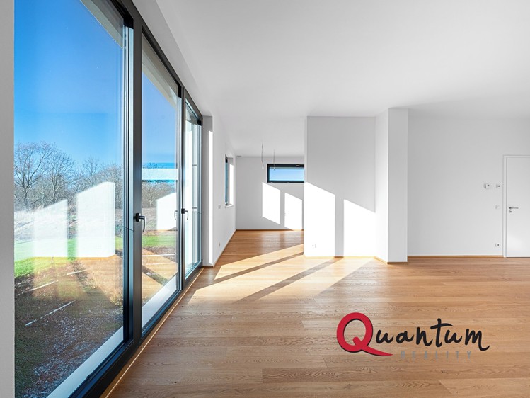Prodej rodinného domu 390 m², pozemek 1 421 m² - foto 4