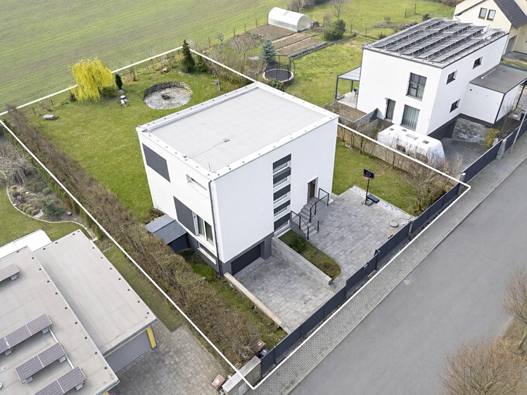 Prodej  rodinného domu 242 m², pozemek 783 m² - foto 4