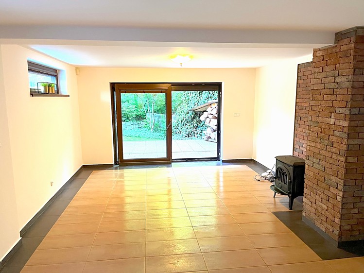 Prodej rodinného domu 180 m², pozemek 388 m² - foto 7