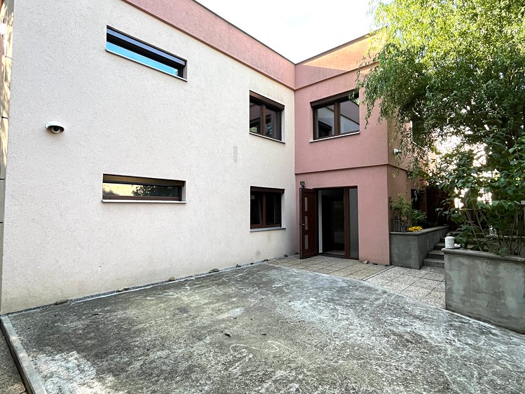 Prodej rodinného domu 180 m², pozemek 388 m² - foto 5