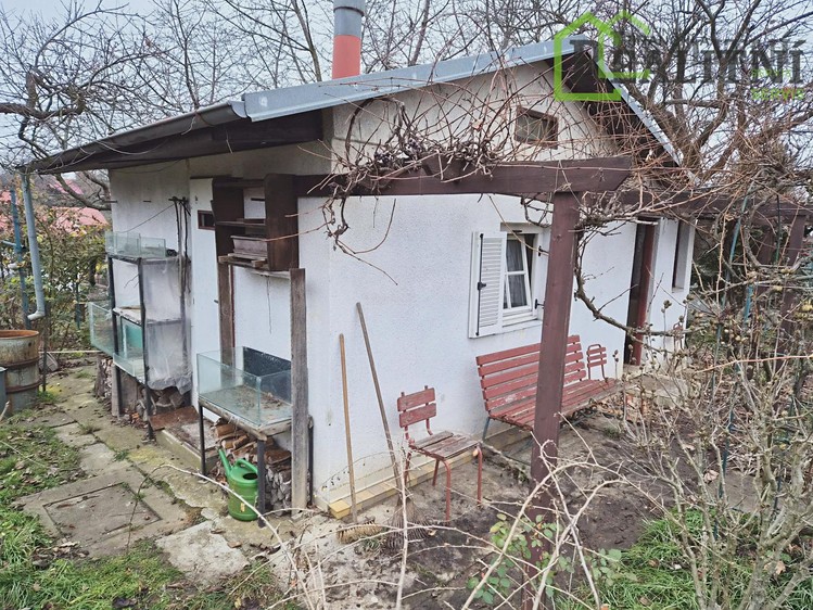 Prodej chaty 26 m², pozemek 330 m² - foto 7