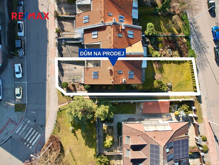 Prodej rodinného domu 320 m², pozemek 105 m² - foto 3
