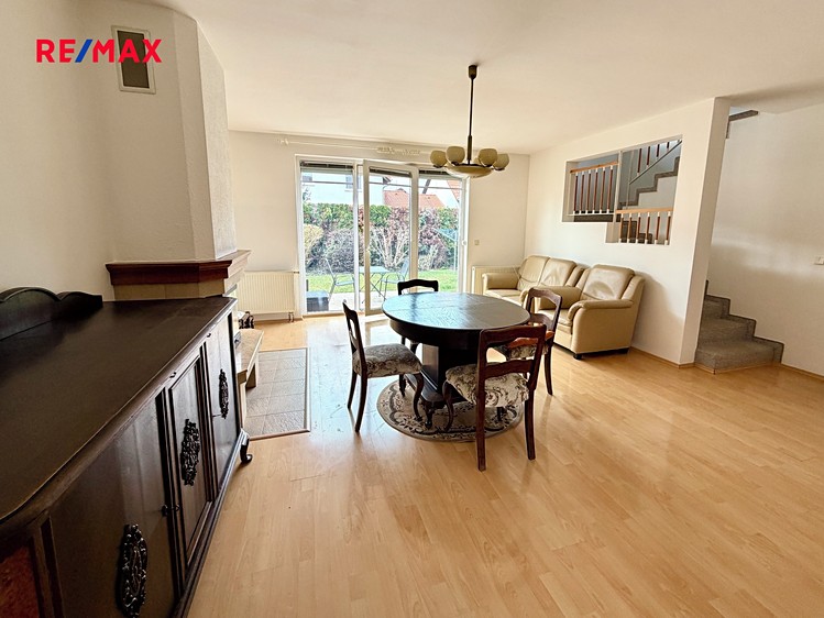 Pronájem rodinného domu 138 m², pozemek 341 m² - foto 3