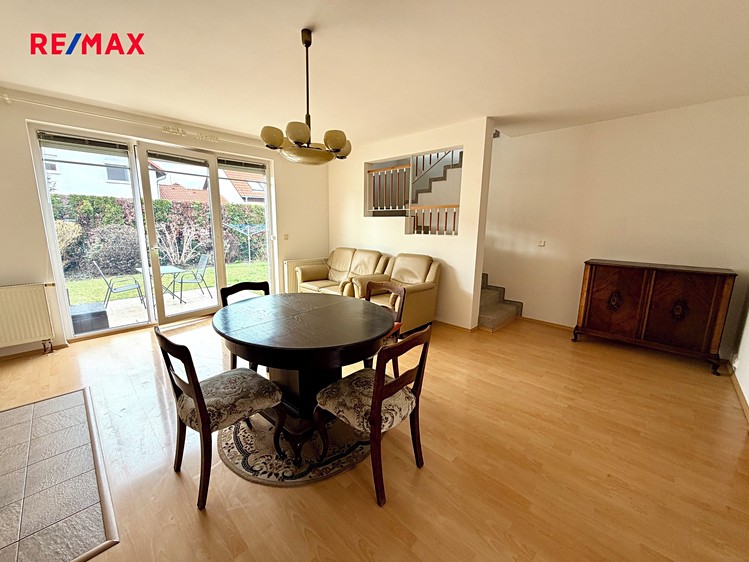 Pronájem rodinného domu 138 m², pozemek 341 m² - foto 4