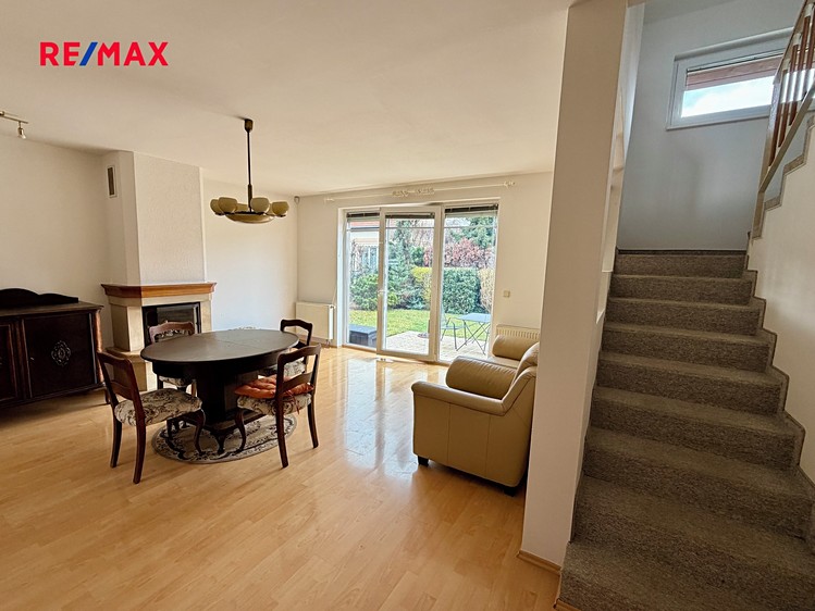 Pronájem rodinného domu 138 m², pozemek 341 m² - foto 6