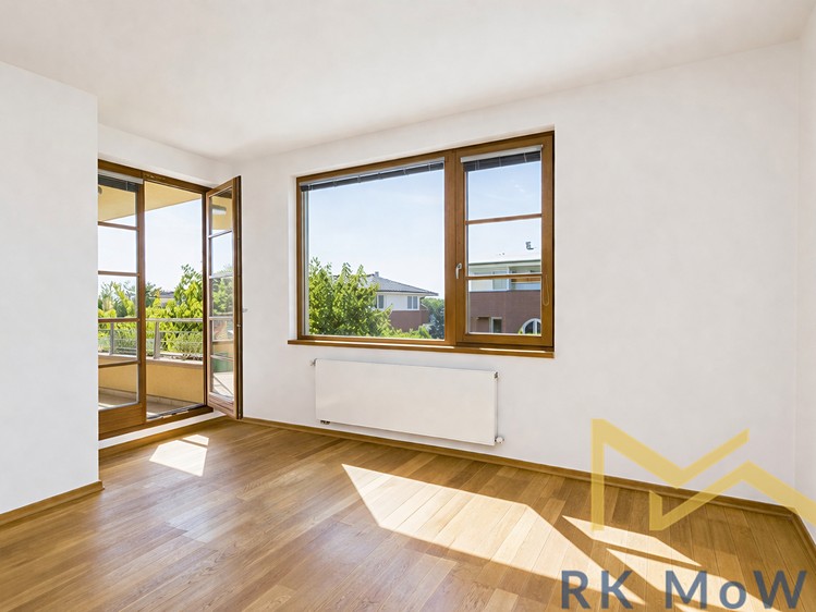 Pronájem rodinného domu 350 m², pozemek 358 m² - foto 2