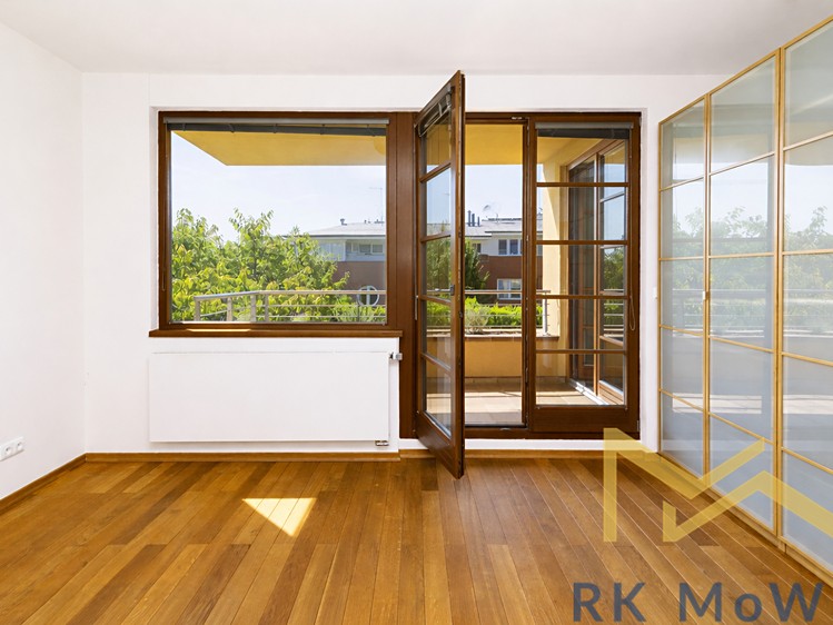 Pronájem rodinného domu 350 m², pozemek 358 m² - foto 6