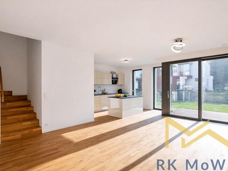 Pronájem rodinného domu 127 m², pozemek 184 m² - foto 1