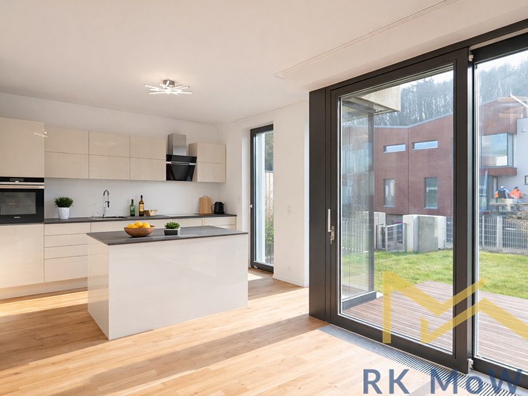 Pronájem rodinného domu 127 m², pozemek 184 m² - foto 4