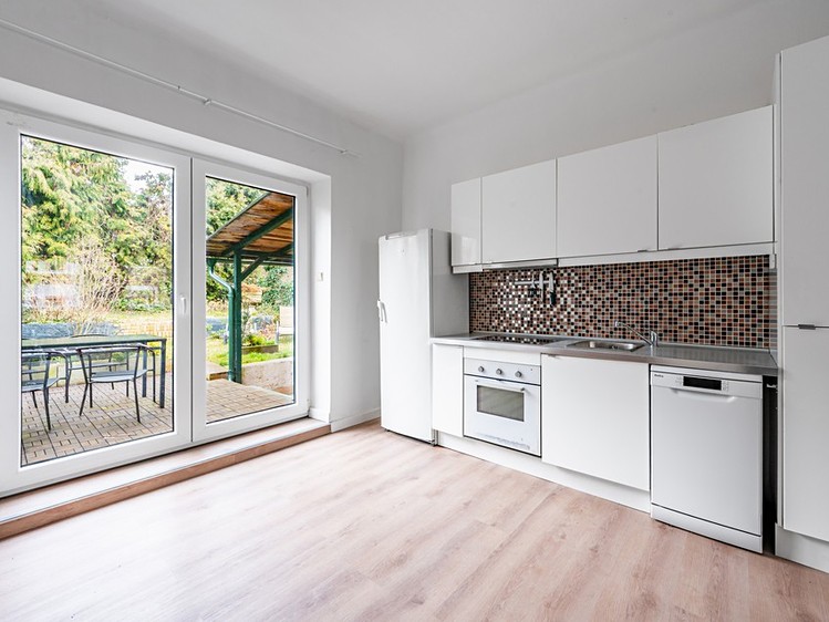 Pronájem  rodinného domu 200 m², pozemek 140 m² - foto 4