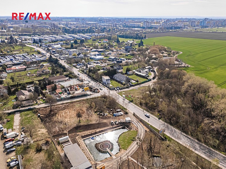 Prodej  stavebního pozemku 1 120 m² - foto 6