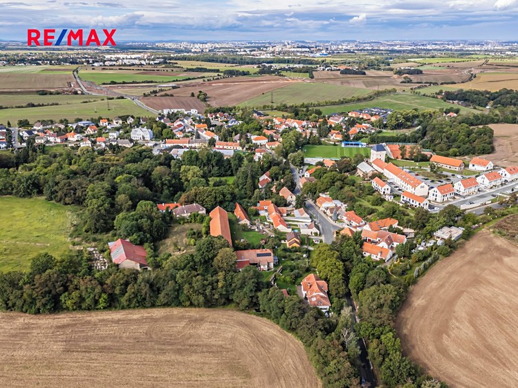 Prodej stavebního pozemku 28 407 m² - foto 7