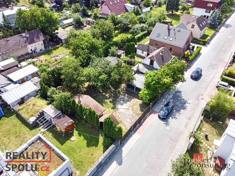 Prodej  stavebního pozemku 873 m² - foto 4