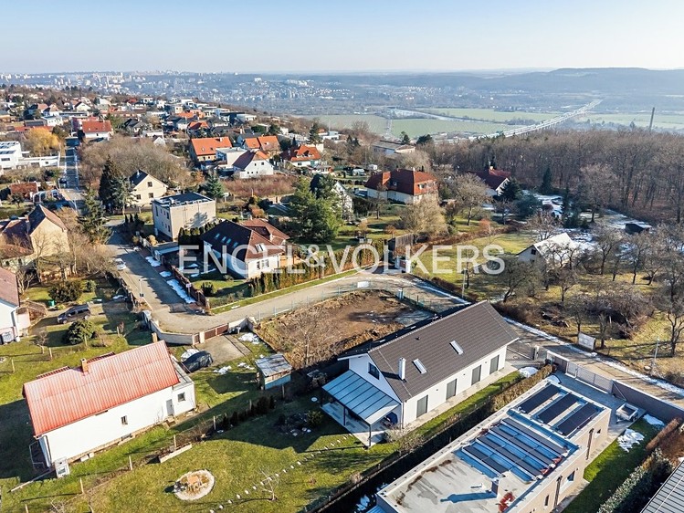 Prodej stavebního pozemku 435 m² - foto 6