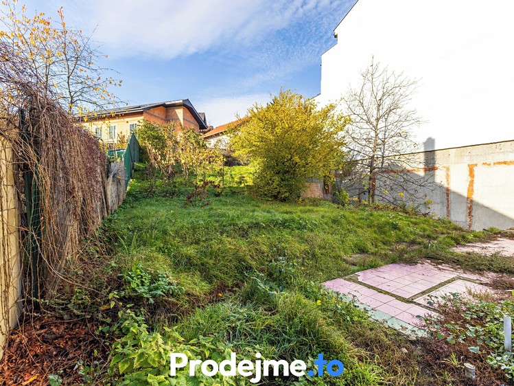 Prodej stavebního pozemku 462 m² - foto 2