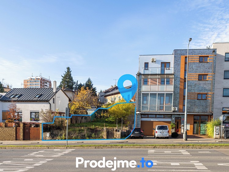Prodej stavebního pozemku 462 m² - foto 1
