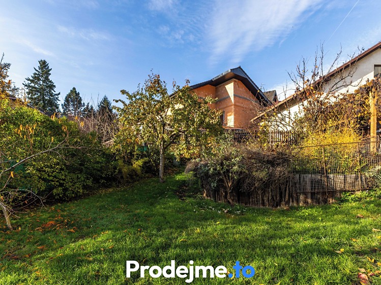 Prodej stavebního pozemku 462 m² - foto 6