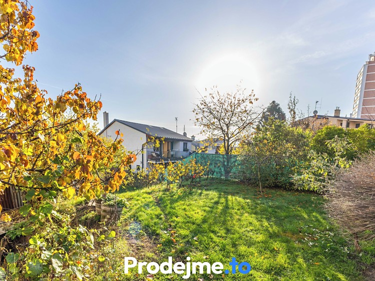 Prodej stavebního pozemku 462 m² - foto 7