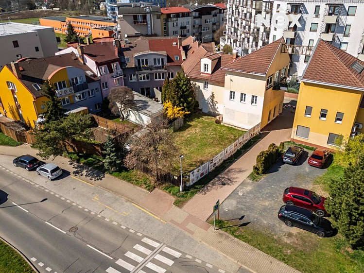 Prodej stavebního pozemku 230 m² - foto 1