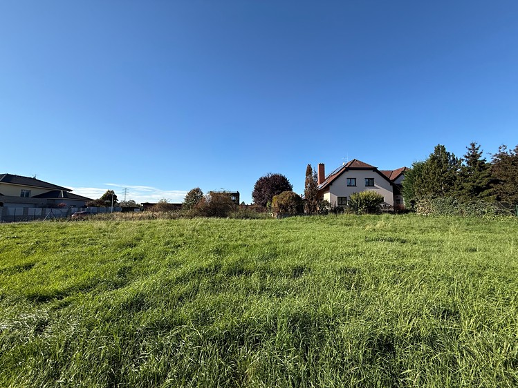 Prodej stavebního pozemku 1 214 m² - foto 4