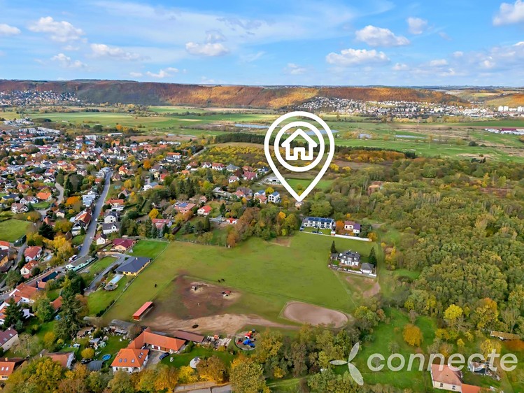 Prodej stavebního pozemku 1 270 m² - foto 6