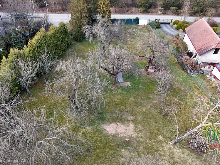 Pronájem zahrady 1 000 m² - foto 5