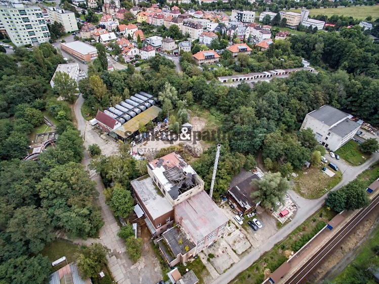 Pronájem komerčního pozemku 5 700 m² - foto 1