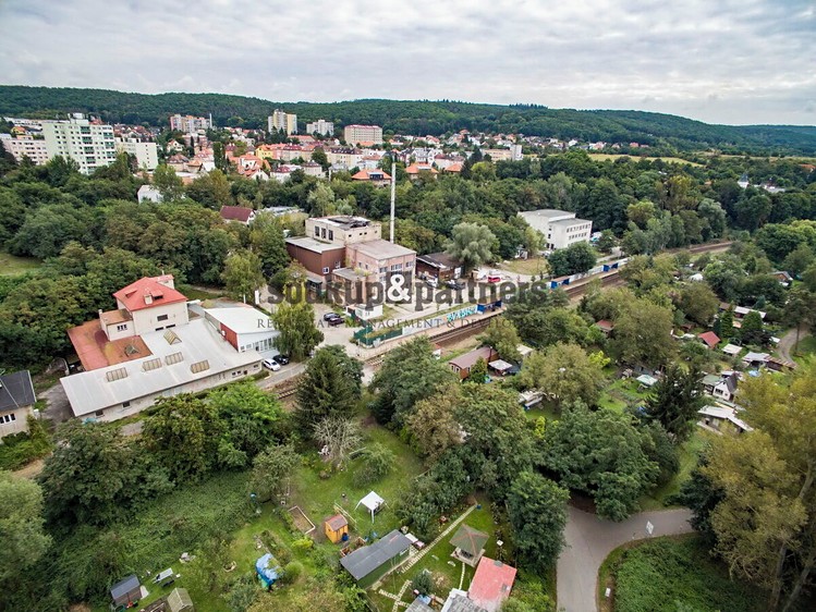 Pronájem komerčního pozemku 5 700 m² - foto 2