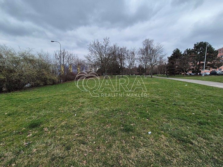 Pronájem pozemku 2 000 m² - foto 2