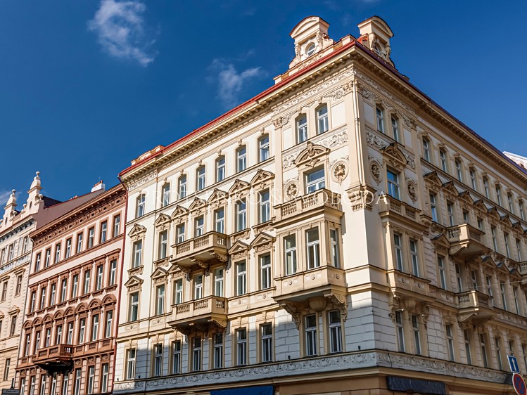 Prodej činžovního domu 655 m² - foto 1