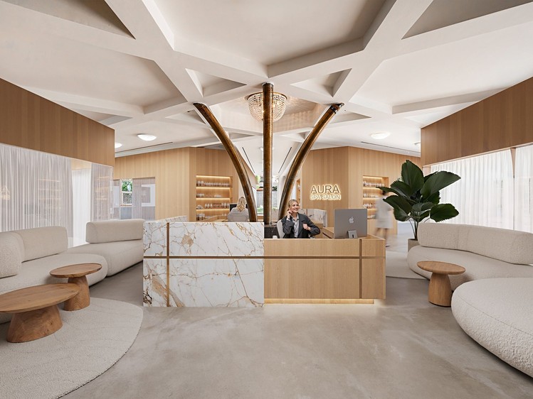Prodej obchodního prostoru 1 228 m² - foto 1